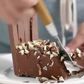 بالفيديو طريقة تحضير فطيرة الكيت كات