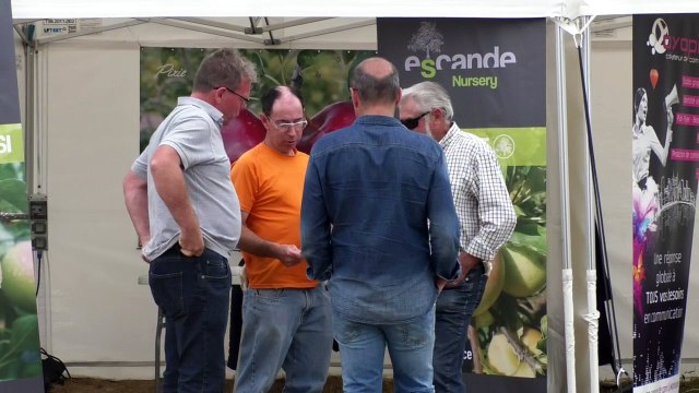 Alpes-de-Haute-Provence : au coeur des vergers de Sisteron le salon plein champ a fait l'innovation