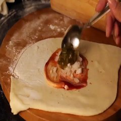 طريقة عمل فطيرة البرغر بالفيديو