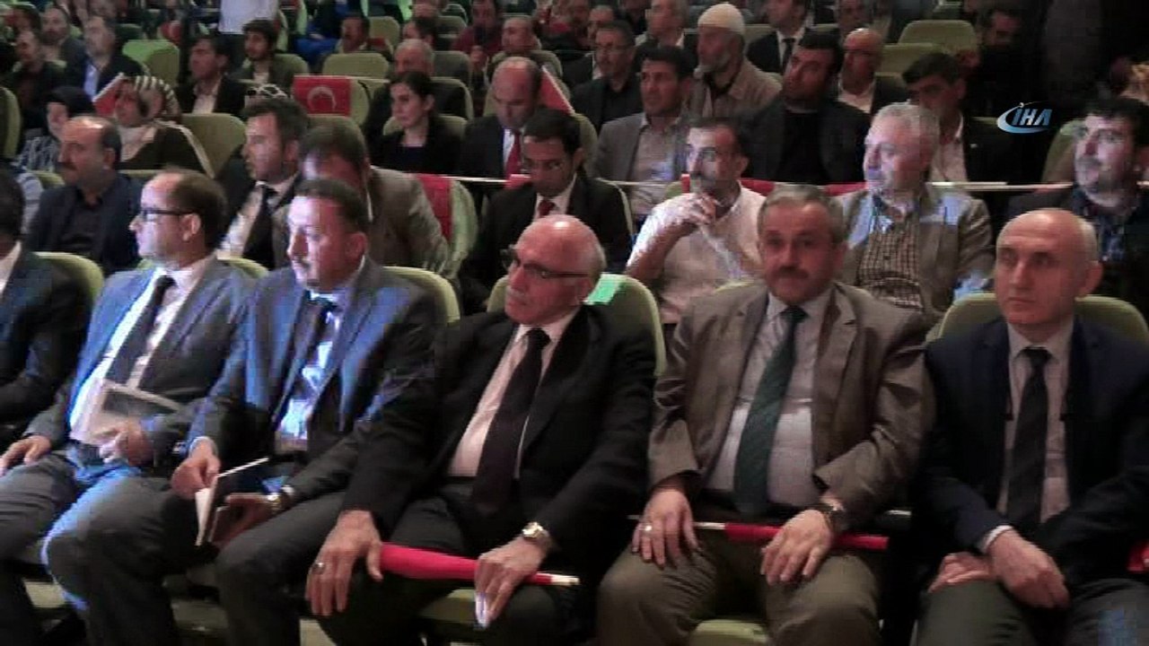 Maliye Bakanı Naci Ağbal: 'Onlar yeni Türkiye'yi kavrasalardı bugün yürüttükleri yıkıcı, yıkmaya dayalı, kapatmaya dayalı, çıkarmaya dayalı velhasıl her şeyi eskiye döndürmeye dayalı siyaseti yapmazlardı. Onların alıştığı siyaset faiz siyas