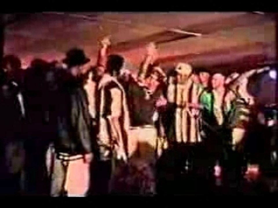 2Pac - I'm Gettin Money (Live)