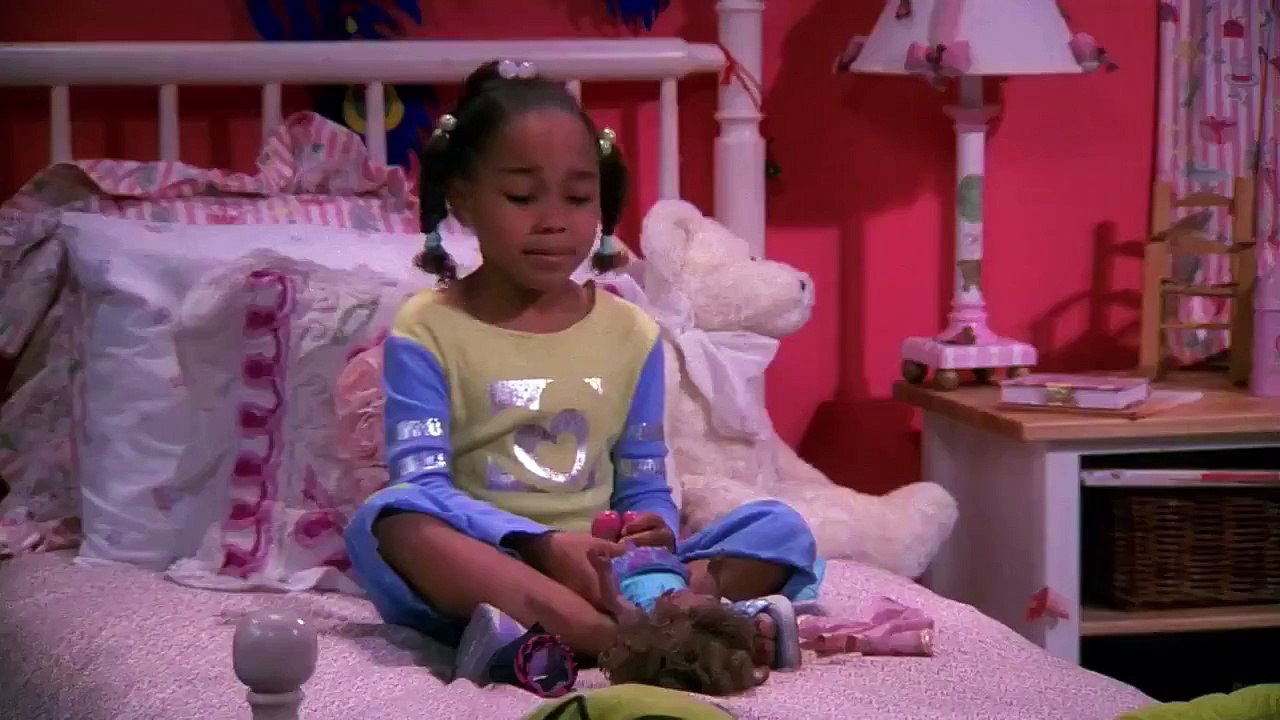 My Wife and Kids S02 E21 Return of the Wall
