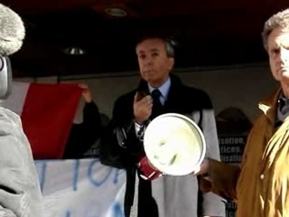 Manif. contre la mosquée de Marseille