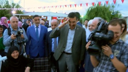 Bakan Tüfenkci, Suriyeli mültecilerle iftar yaptı