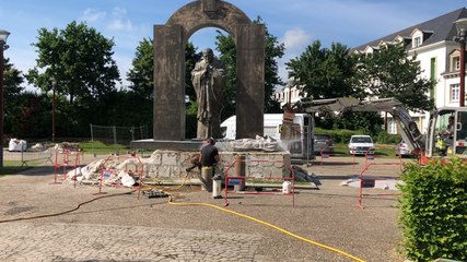 Les travaux se poursuivent pour le déplacement de la statue