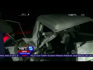 Kereta Tabrak Mobil Pick Up yang Terparkir - NET5