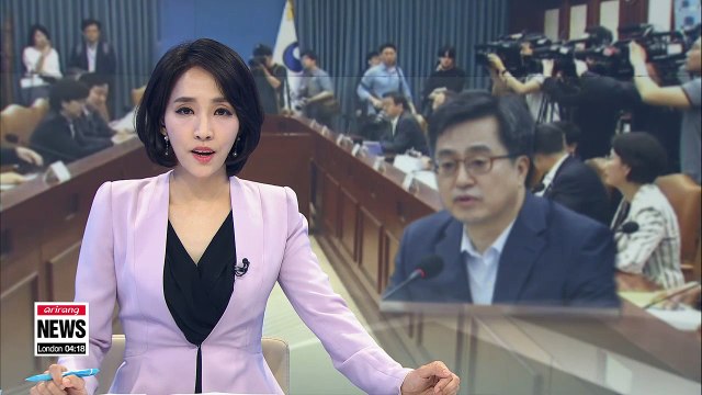 Finance Minister highlights drastic deregulation for innovative growth