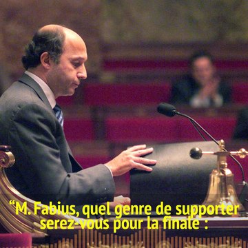 Coupe du monde 98 : Laurent Fabius torse nu pour la finale France-Brésil en 1998 ?