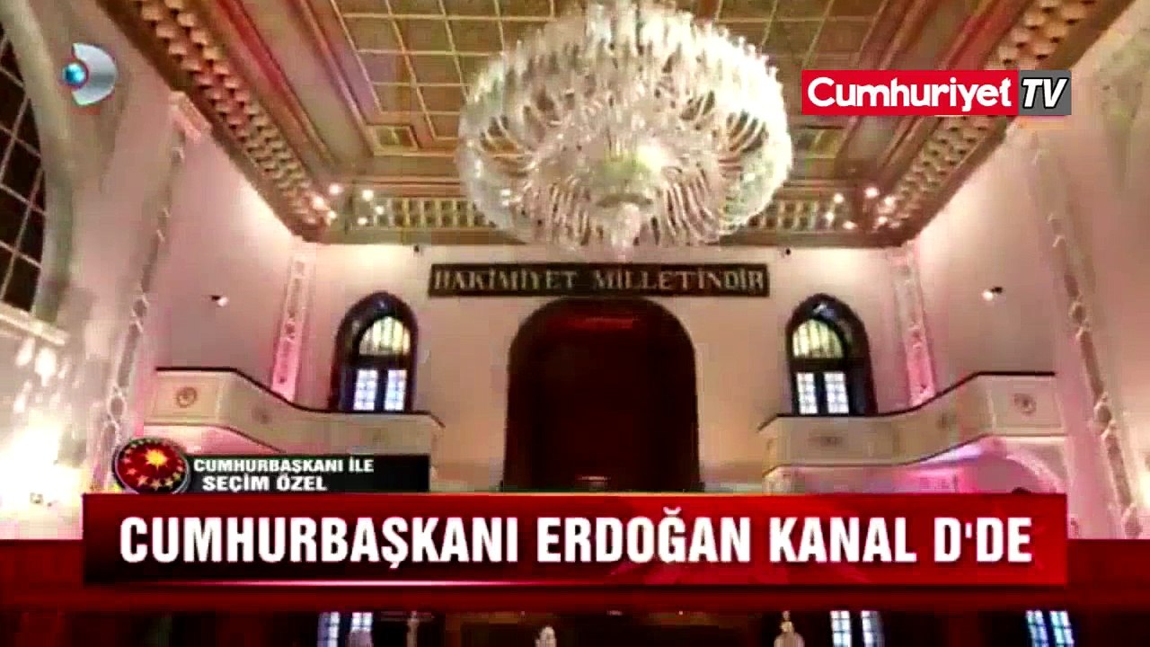 Erdoğan'a canlı yayın desteği: Kağıttan okudu, kopya aldı