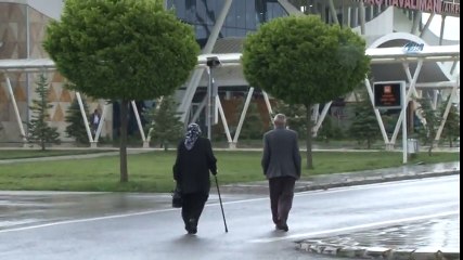 Oy Kullanmak İçin Almanya'dan Türkiye'ye Geldi Sandık Bulamadı