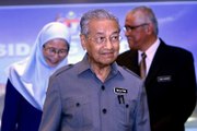 Tun M concludes press conference with cheeky response