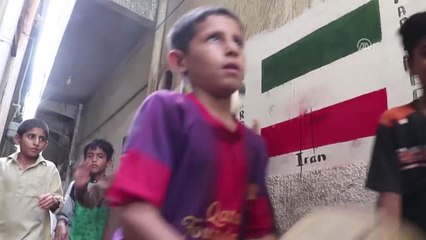 Karaçi'nin Arka Sokaklarında Dünya Kupası Heyecanı