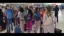 ✈️Todos tenemos una historia en un avión, ¿Cuál es la tuya? Escríbela en los comentarios y disfruta “Vacaciones Inesperadas” por Claro video.