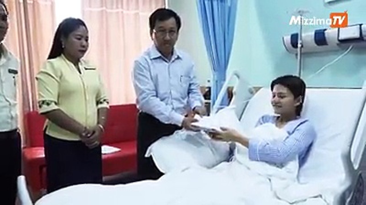 ဂ်င္းေကာင္ဇာတ္ကားမွာ မျမဝင္းအျဖစ္သ႐ုပ္ေဆာင္ခဲ့တဲ့ အကယ္ဒမီဆုရွင္ ပိုင္ၿဖိဳးသုကေတာ့ ေဆး႐ံုတက္ေနရေပမယ့္ စိတ္မပူပါနဲ႔လို႔ ပရိသတ္ေတြကို အမွာစကား ပါးလုိက္ပါတယ္။ သူဘာျ