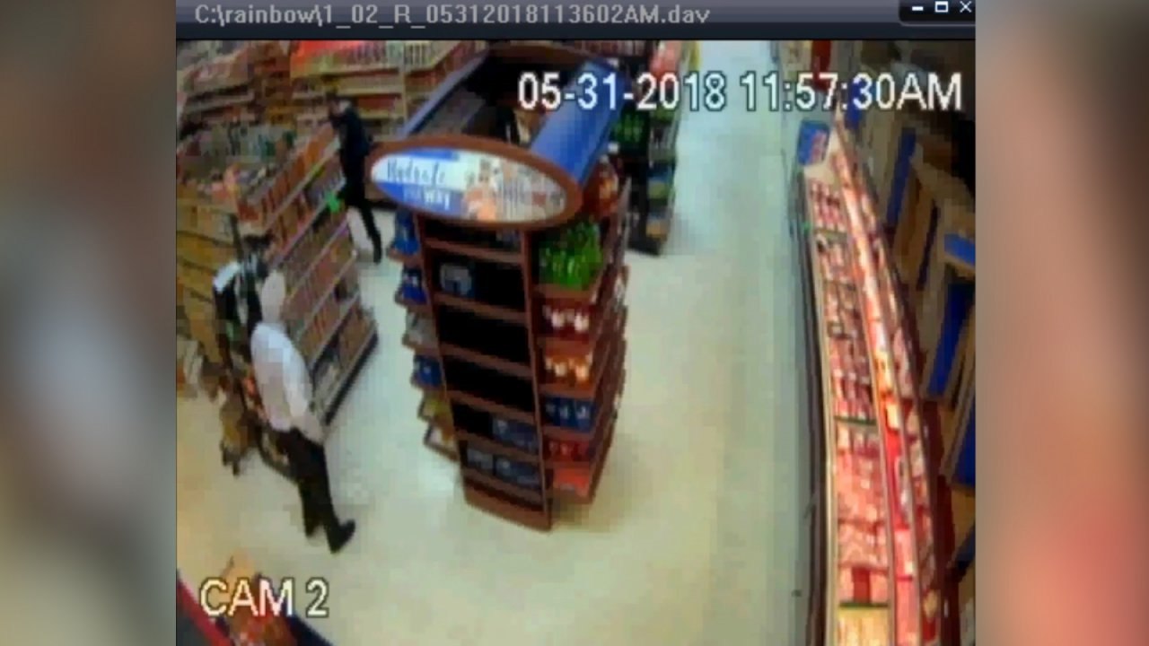 Police Officer Perfectly Hurls Cans Of Beans At...