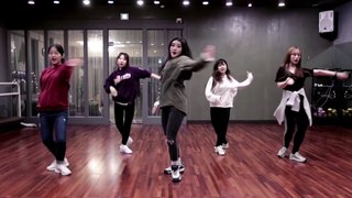 MOMOLAND(모모랜드) BBoom BBoom(뿜뿜) 안무 Dance Practice - YouTube