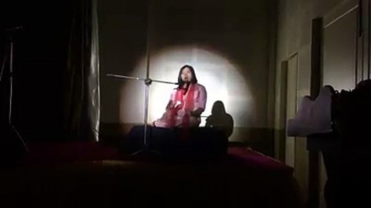 ျမန္မာ့ ရိုးရာ ဂီတနဲ႔ လူငယ္ေတြ ခံစားႏိုင္ေအာင္ ဘာေတြ လုပ္ႏိုင္သလဲဘီဘီစီျမန္မာပိုင္းရဲ႕ Friday Live အစီအစဥ္မွာ ျမန္မာ့ရိုးရာဂီတကို ေခတ္လူငယ္ေတြ  သိရွိ ခံစား ႏိ