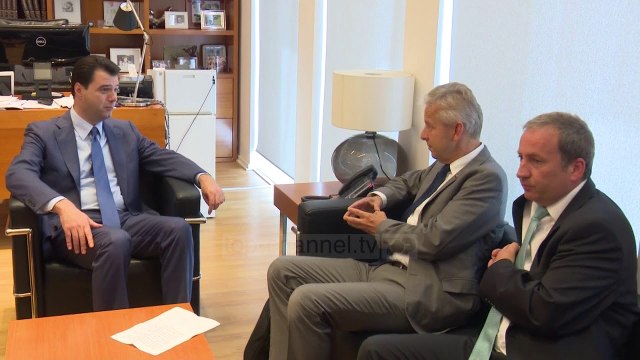 Basha takon austriakët: Kërkova hapjen e negociatave - Top Channel Albania - News - Lajme