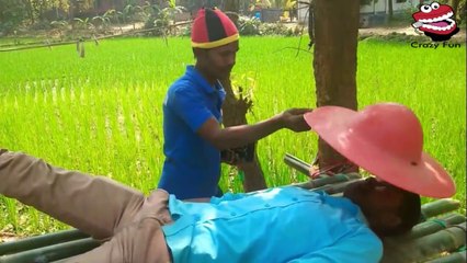 दोस्त को सोता देखकर लड़के को सूझी ये शरारत ,दोस्त ने भी लिया बदला !