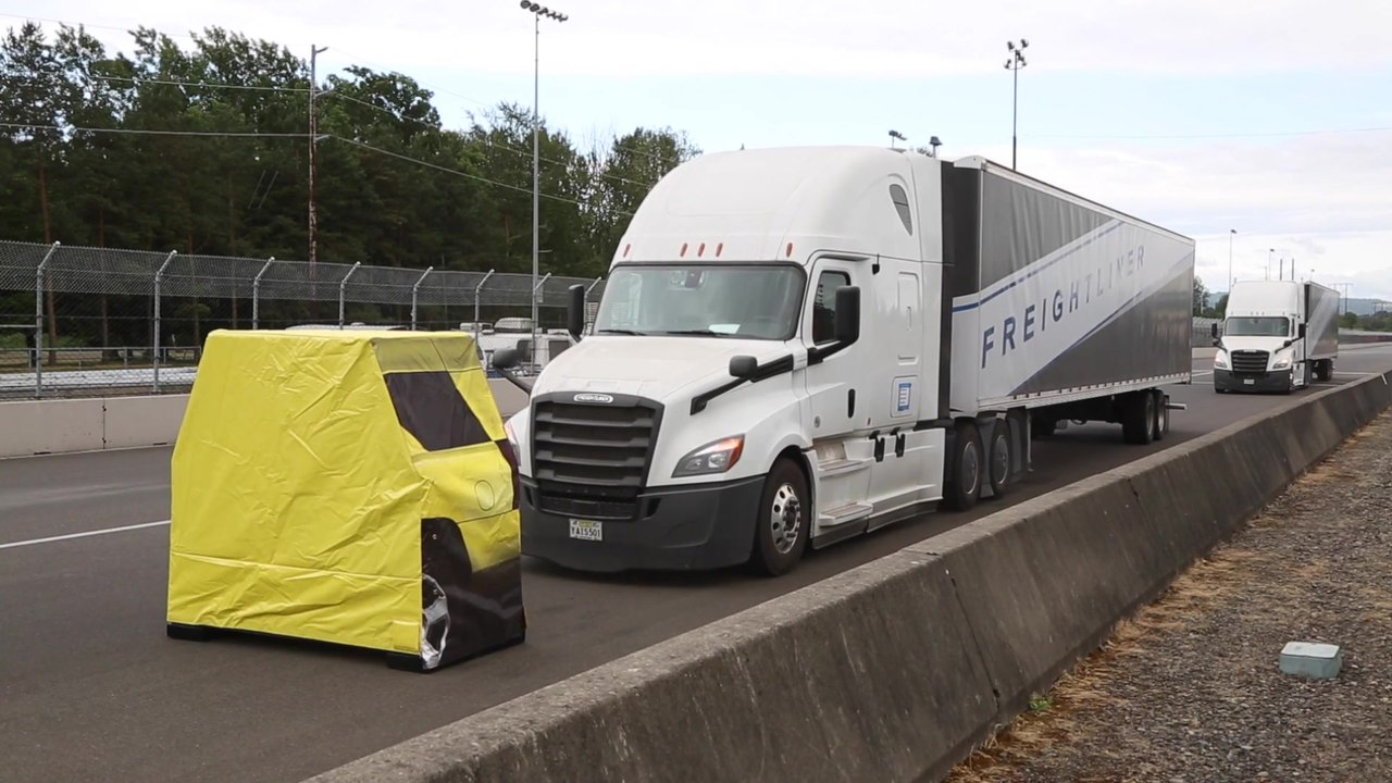 Daimler Trucks - Freightliner Pairing Test