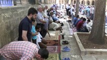 'Peygamberler şehri'nde ramazanın son cuma namazı kılındı - ŞANLIURFA