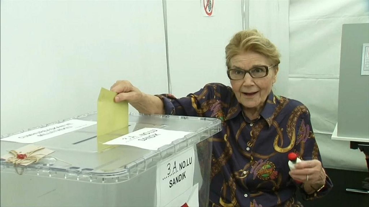 Auslandstürken wählen schon