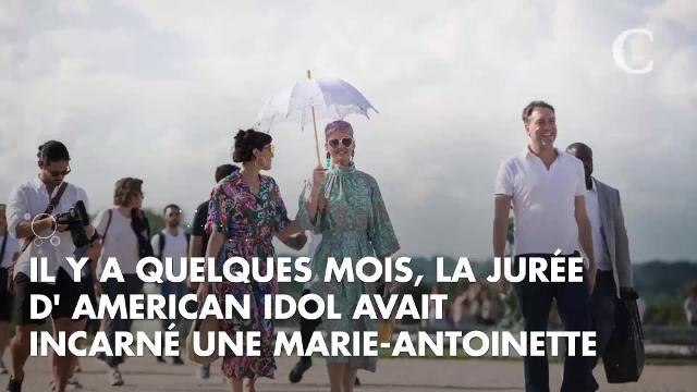 PHOTOS. Quand Katy Perry visite le château de Versailles, la pop star ne passe pas inaperçue