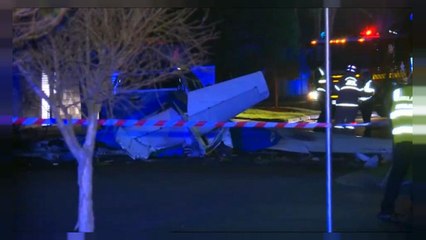 شاهد: تحطم طائرة وسط حي سكني في أستراليا