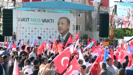 Başbakan Yıldırım: 'Oyu sizden, emri Kandil'den aldılar Kandil'den' - MUŞ