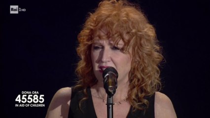 Fiorella Mannoia @ Sulo Pe’ Parlà, Senza ‘e Te [Live RaiUno, Pinoè]