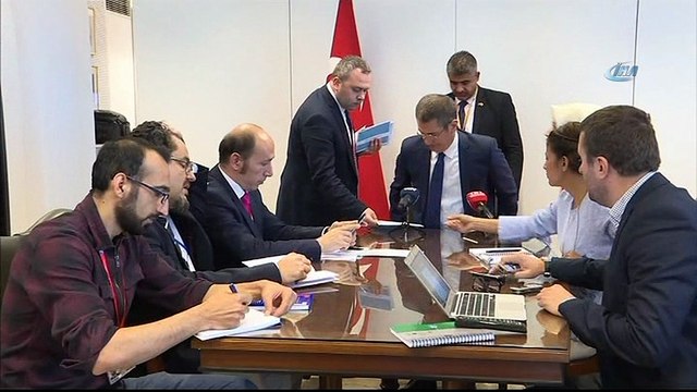 - Milli Savunma Canikli: “Mattis İle Menbiç’in Yol Haritası İçin Ayrıntılı Görüşme Yaptık”- 'S-400’ler Kurulacak, Gelecek. O Konuda Herhangi Bir Tartışma Söz Konusu Değil”