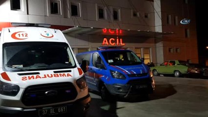 Tosya'da İftar Saatinde Bıçaklı Kavgada 1 Kişi Yaralandı