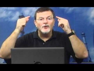 E tenho dito: Ronaldinho Gaúcho queima o filme e Adriano tem última chance