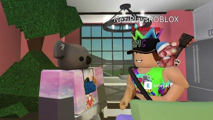 ROBLOX | Bloxburg | EPIC TREE HOUSE | NEW MASCOT? :O