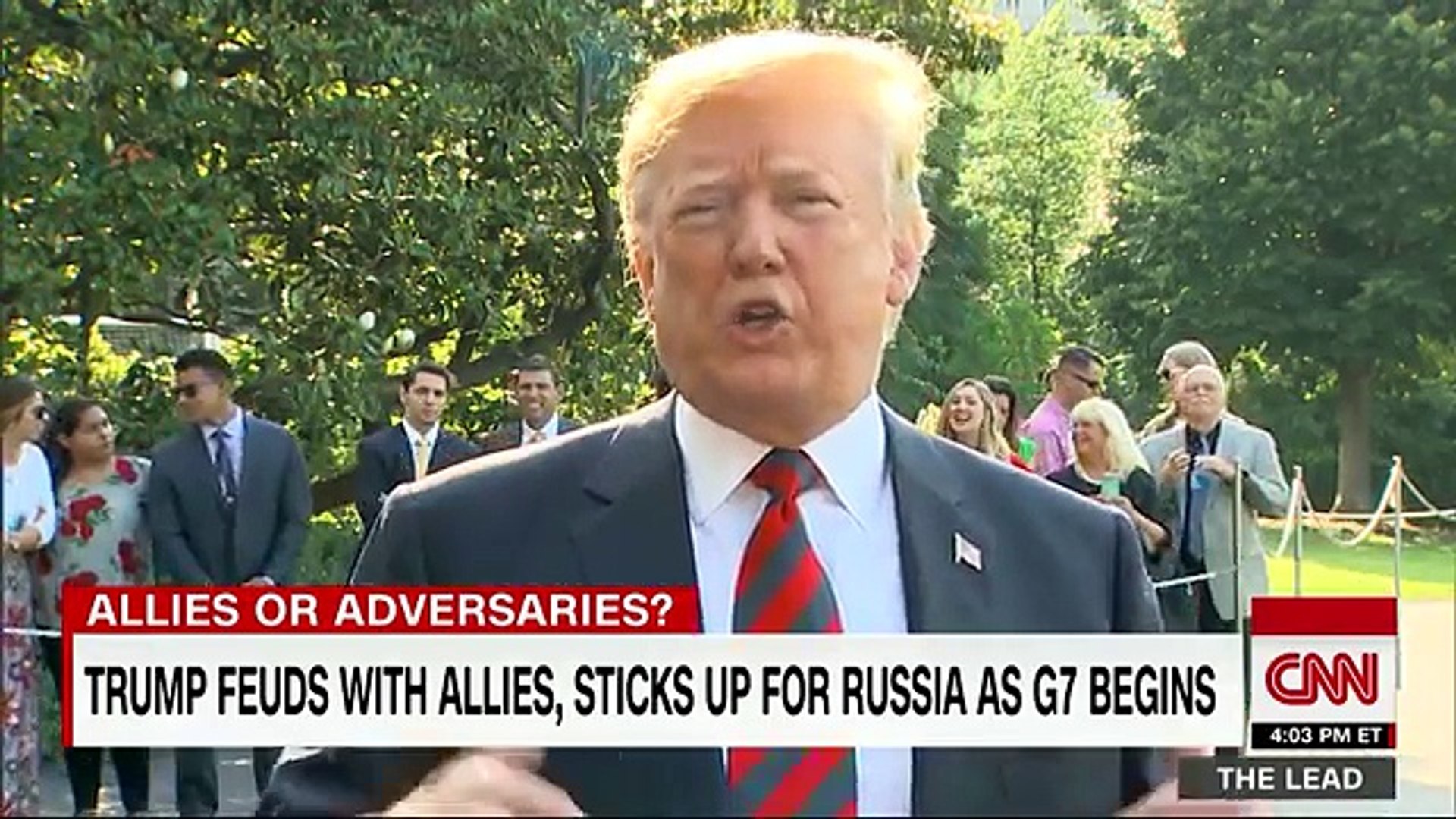 ⁣Trump feuds with allies, sticks up for Russia - YouTube