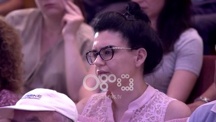 Ora News - E reja i ankohet Ramës: Kam mbaruar për IT më ofrojnë punë si menaxher shitjesh