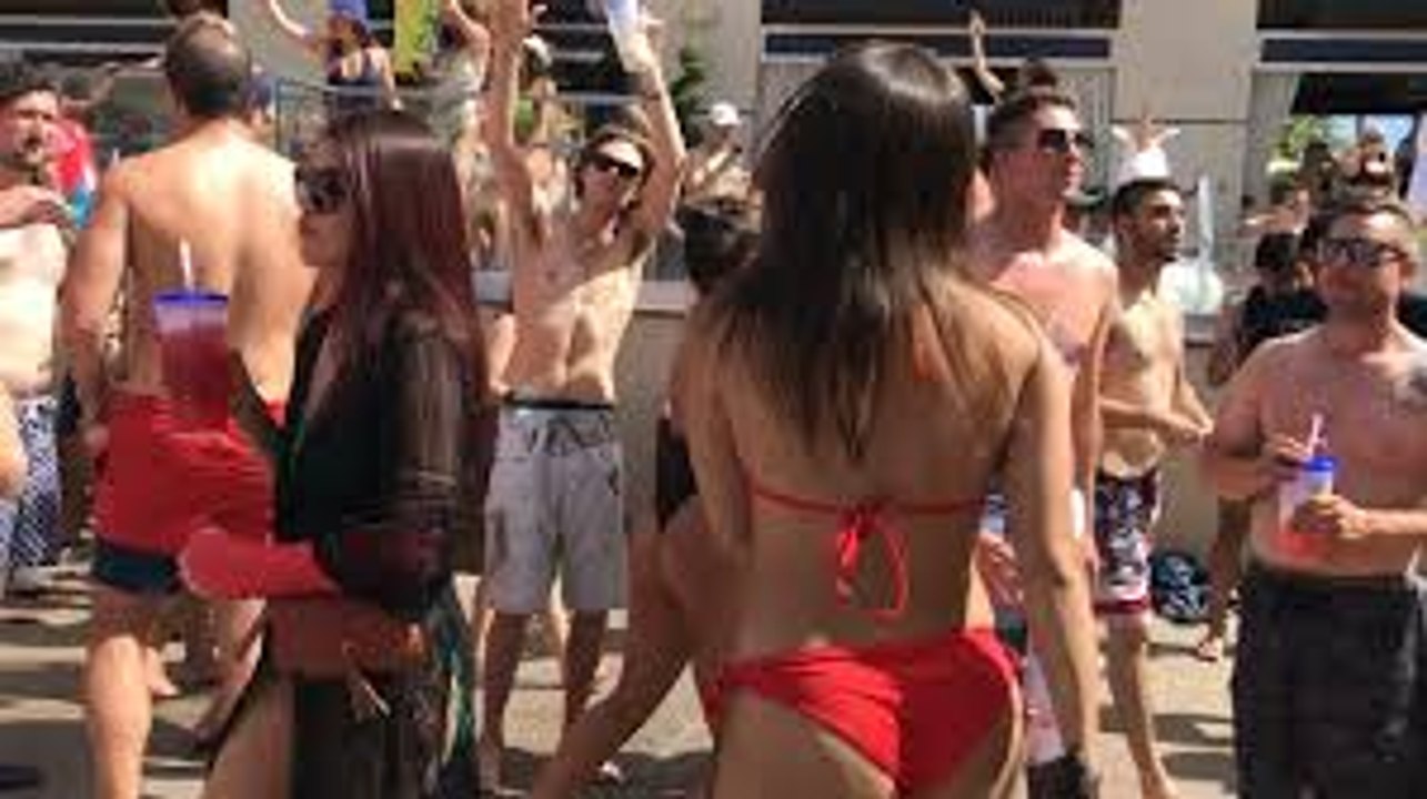 Las Vagus Summer Pool Parties 2018 - Muddy Offorad Girls