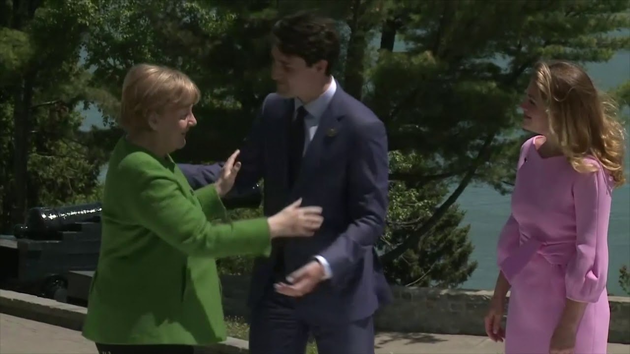 BISEDIME TE VESHTIRA NE SAMITIN E «G7» NE KANADA, PRESIDENTI DONALD TRUMP KUNDER TE GJITHEVE LAJM