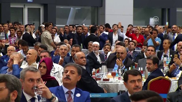 Erdoğan: 'Kürt olmak başka bir şey terörist olmak başka bir şey' - İSTANBUL
