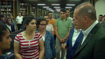 Cumhurbaşkanı Erdoğan, Şehir Kütüphanesi'ni ziyaret etti - İSTANBUL