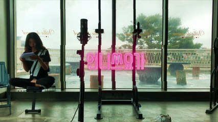 요가 YOGA 동작 어깨와 목의 뭉친근육을 풀어주는 쟁기자세 Halasana Plough Pose