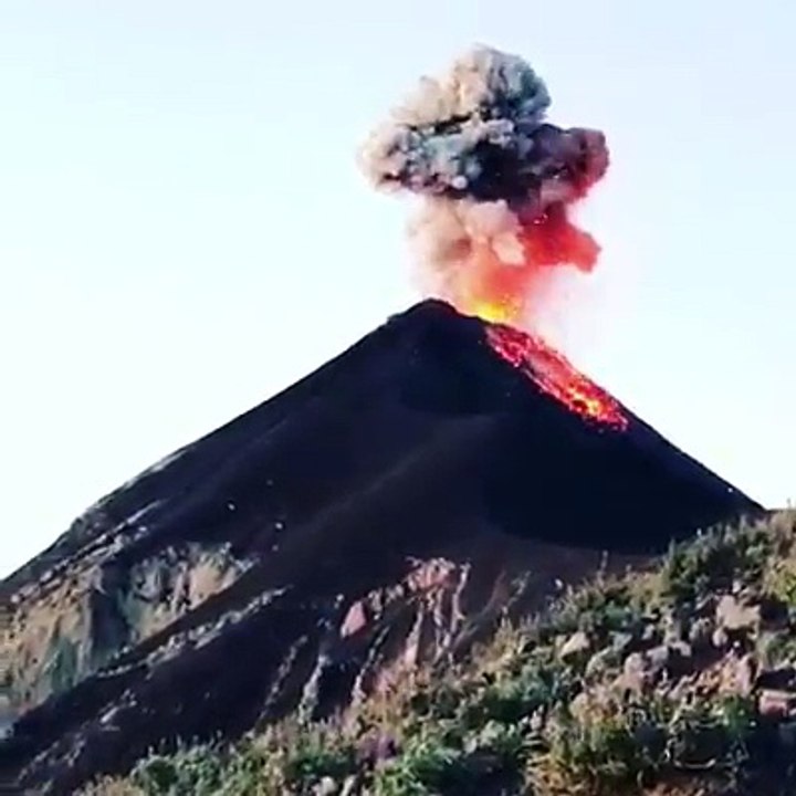 GUATEMALA | Até  O momento vulcão de fogo