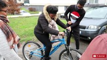 MAMAN APPREND A FAIRE DU VELO ! SAKINA FAMILY !