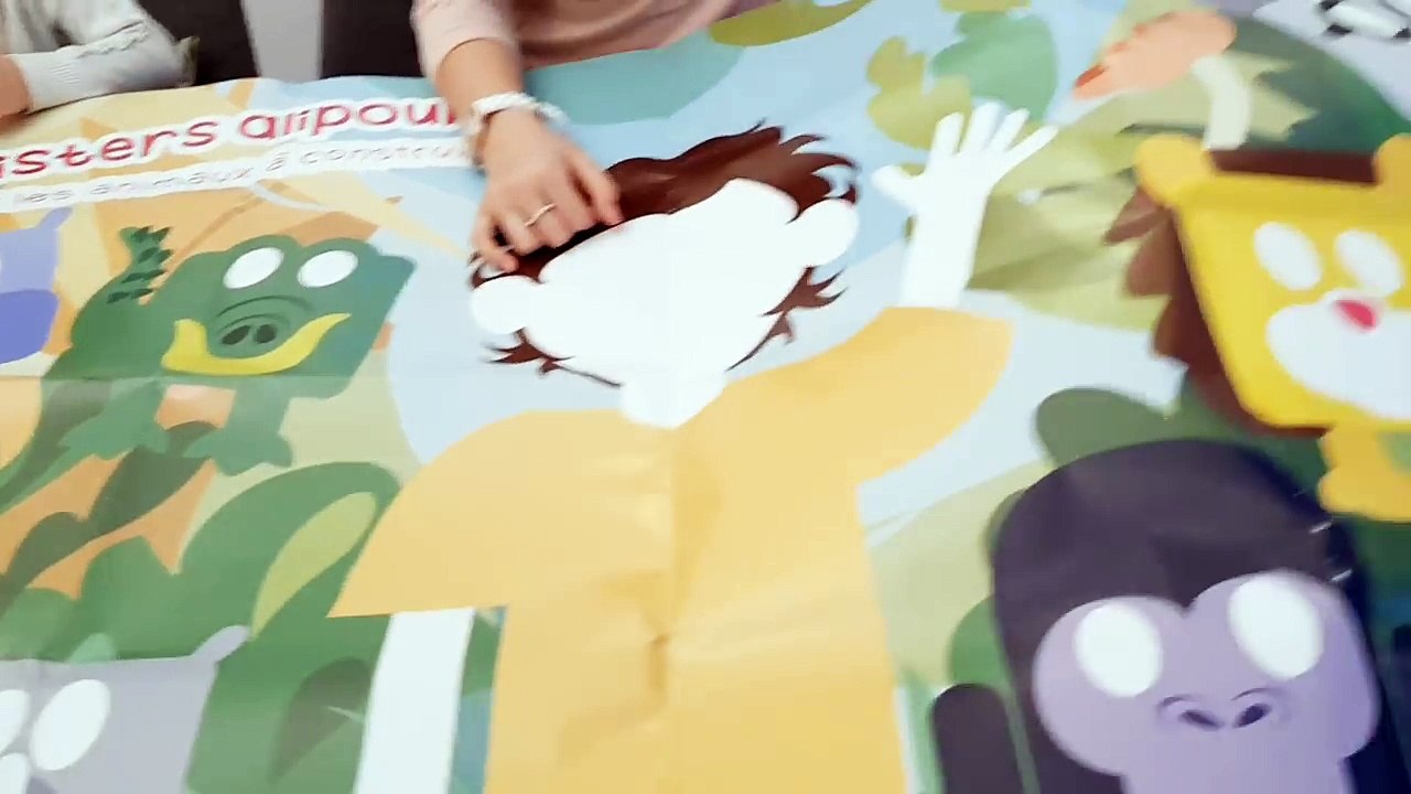 ON OUVRE UN COLIS DE CHEZ MCDO !