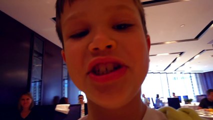 Дети САМИ сняли свой первый ВЛОГ Катя и Макс 2018