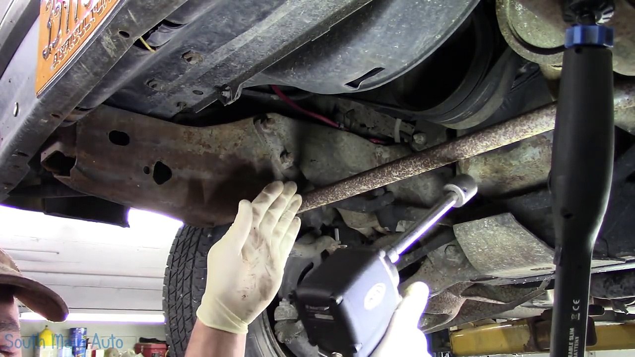 GMC Jimmy S15 / Chevy S10: Idler Arm & Center Link Replacement