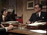 Yes Minister S01e03