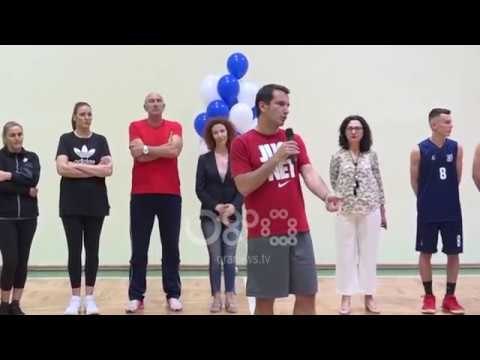 Ora News - Palestra e shkollës “Qemal Stafa” hap dyert për fëmijët dhe të rinjtë e Njësisë 10