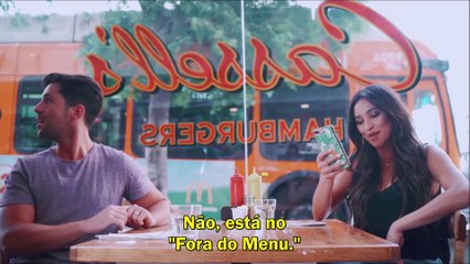Shay Mitchell no comercial do 'Off the Menu' [PT-BR]