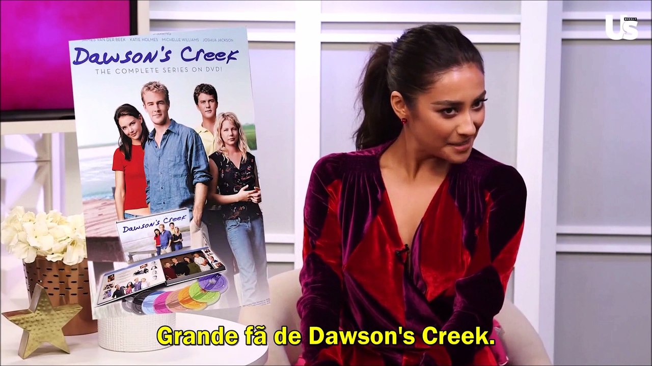 Shay Mitchell em '11 Coisas que Você Não Sabe Sobre Mim' [PT-BR]